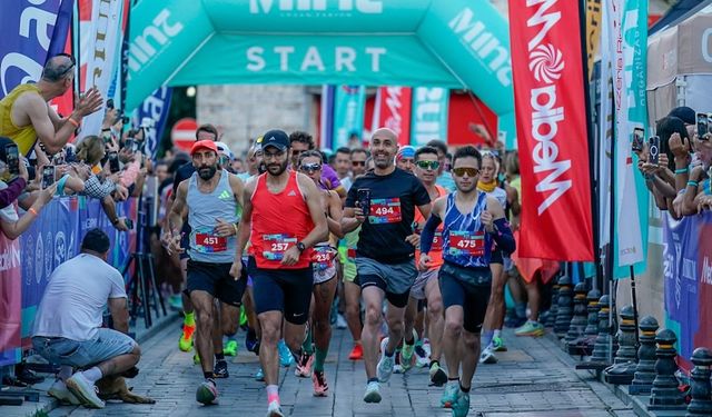 Bodrum yarı maratonu 2 bin 150 sporcu koştu