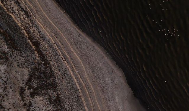 Prof. Dr. Mahmut Mutlutürk'ten uyarı: "Burdur Gölü'nün çekilen alanları imara açılmamalı"