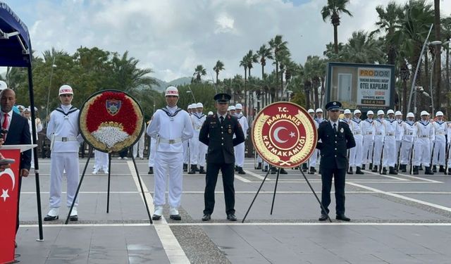 Marmaris'te Cumhuriyet coşkusu meydanlara taştı