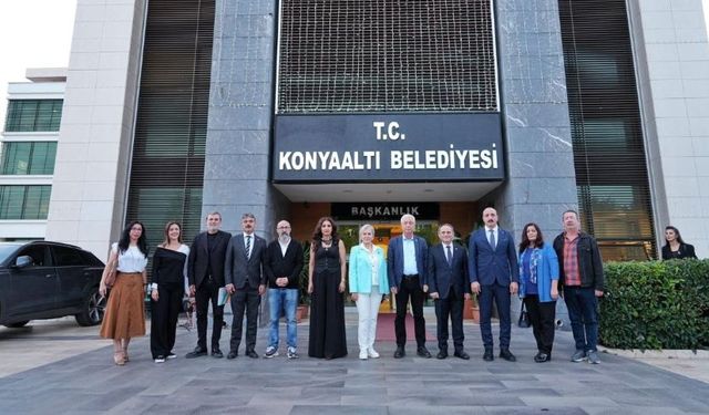 CHP, Antalya’da belediyeleri denetlemeye devam ediyor! Sıradaki durak Konyaaltı
