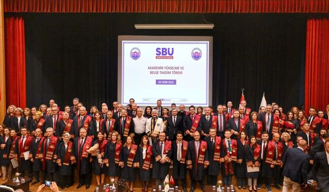 Antalya’da akademik coşku: Sağlık Bilimleri Üniversitesi’nde cübbe töreni