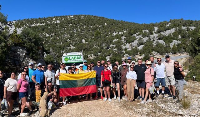 Litvanyalı turistlerin yeni gözdesi: Akseki'nin tarihi Sarıhacılar Köyü
