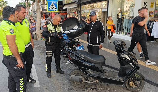 Manavgat'ta ehliyetsiz ve katlanır plakalı motosiklet sürücüsüne yüklü ceza