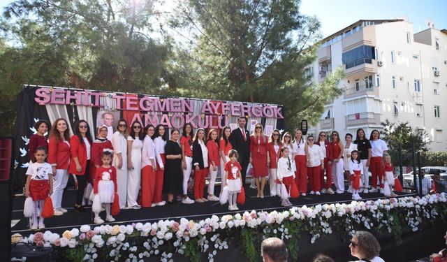 Antalya'da miniklerin 29 Ekim coşkusu!
