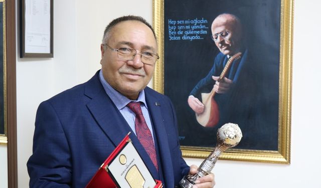 UNESCO Yaşayan İnsan Hazinesi ünvanlı usta davulcu Adem Göçer, vefat etti