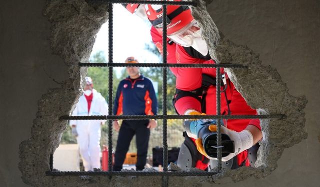 Bodrum Belediyesi Arama Kurtarma Ekibi, AFAD Akreditasyon Sınavı'nı başarıyla tamamladı