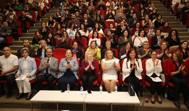 Akdeniz Üniversitesi'nden Kadına Karşı Şiddetle Mücadele paneli