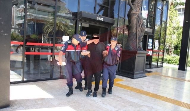 Antalya'da eski eşini bıçaklayan şahıs, 25 Kasım'da hakim karşısında