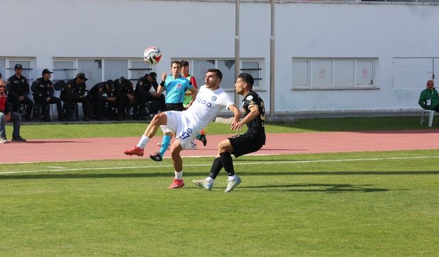 Isparta 32 Spor, Ankara Demirspor'u 4-0 mağlup etti