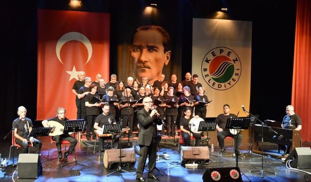 Atatürk’ün sevdiği şarkılar Kepez’de yankılandı