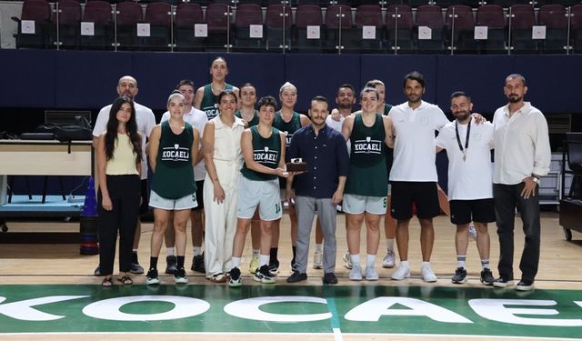 Kocaeli Kadın Basketbol Kulübü'nde deprem!