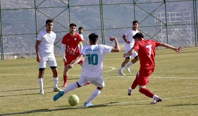Ünilig futbol eleme heyecanı Burdur’da tamamlandı