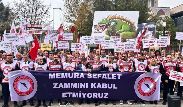 ÜNİPERSEN’den Ankara’da maaş eylemi: "Borçsuz memur yok, icralı sayısı artıyor"