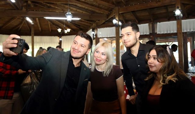 Akdeniz Üniversitesi Rektörü Özkan, topluluk başkanlarıyla buluştu