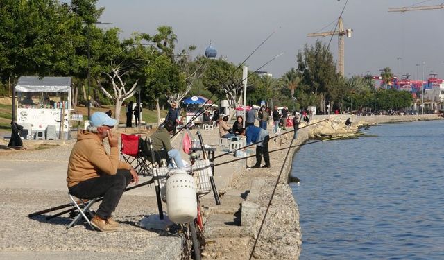 Mersin, Aralık ayında pastırma yazını yaşıyor