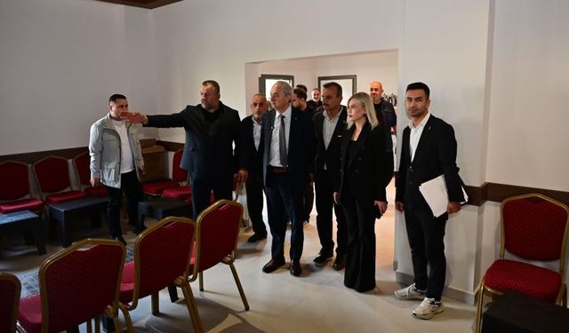 Mesut Kocagöz Akdeniz’in en büyük evini inceledi