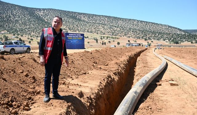 Muhittin Böcek'in seçim döneminde çiftçilere söz verdiği destek sürüyor