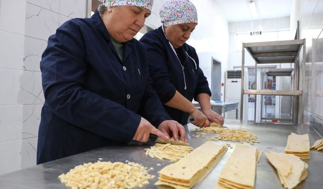 Antalya'da “Üreten Kadınlar” kazanıyor