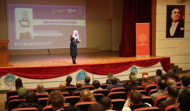 Antalya’da eğitimde motivasyon masaya yatırıldı