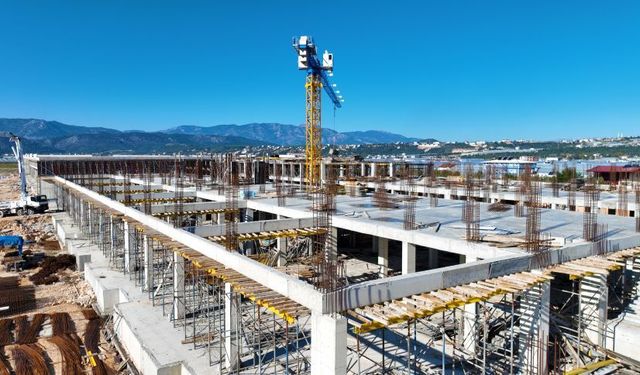 Kınık Toptancı Hal Kompleksi Kaş'ta tarımsal ticaretin merkezi olacak