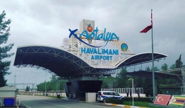 Antalya Havalimanı’nda yol çalışması! Trafikte yoğunluk uyarısı