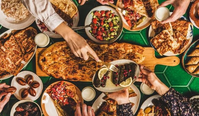 Antalya Büyükşehir Belediyesi 2026 iftar sofrası: Mahalle mahalle iftar programı