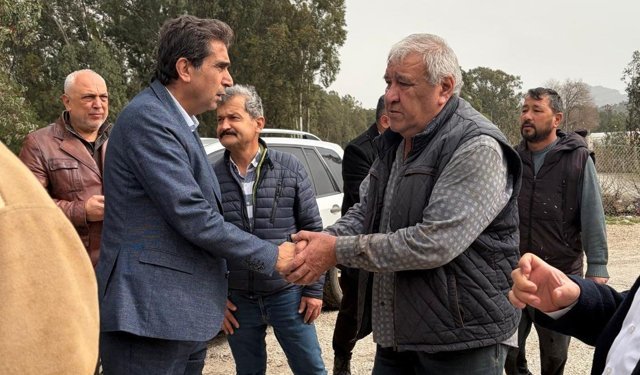 İYİ Parti, sel felaketi yaşanan Kaş'tan kredi erteleme çağrısı yaptı