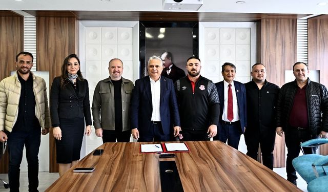 Muratpaşa’dan güreşte hamle: Osman Kan Muratpaşa’da