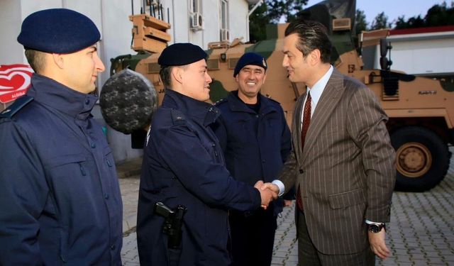 Alanya Kaymakamı Şakir Öner Öztürk jandarma personeliyle iftar sofrasında