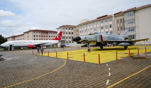 Aksu'da lise öğrencileri 3D uçak yapıyor! Sonraki hedef yeni nesil İHA'lar