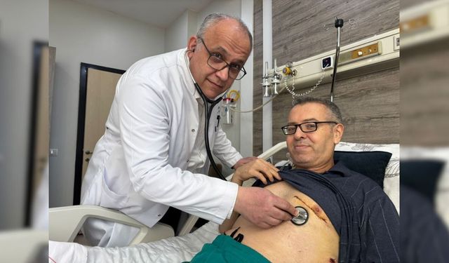 Göğüs kemiği kesilmeden kalp ameliyatı oldu