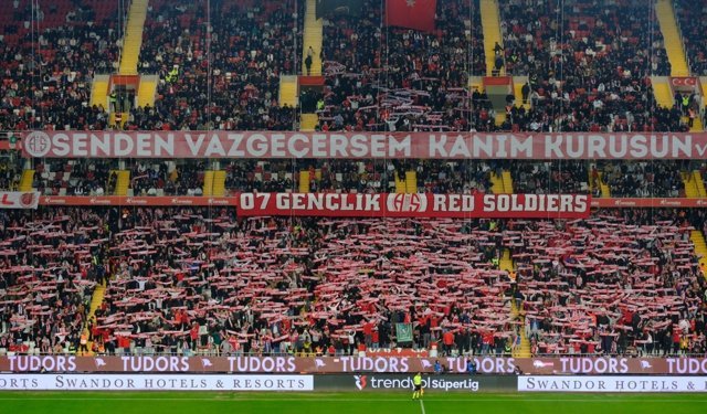 PFDK’dan Antalyaspor'a seyirci ve para cezası