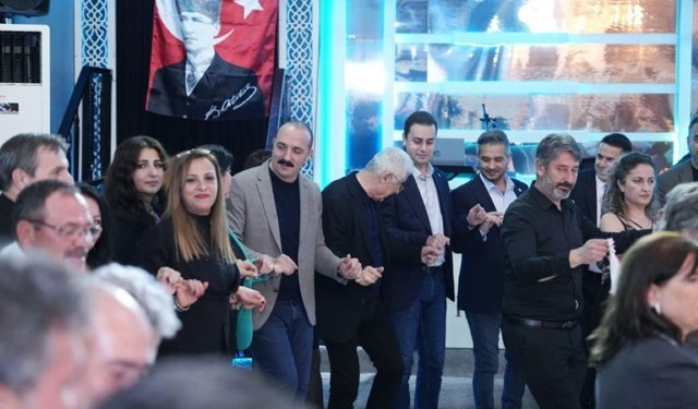 Cem Kotan, Erzincanlılarla dayanışma gecesinde buluştu