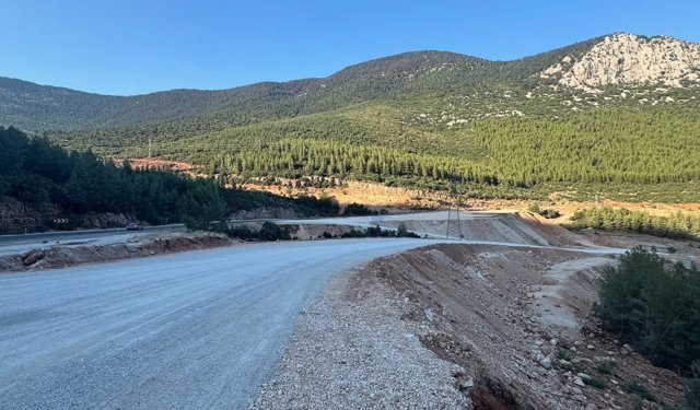 Elmalı-Finike arasında güzergâh değişiyor mu? AK Partili vekilden cevap geldi