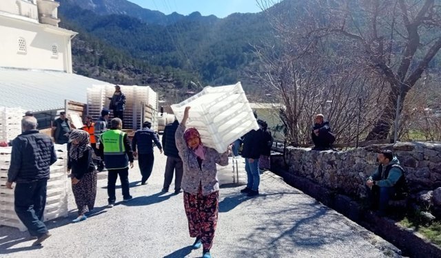 Antalya'da ipekböcekçiliği yeniden canlanıyor
