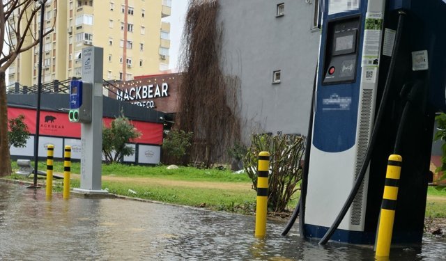 Antalya’da elektrikli araçlar için kritik uyarı: Yağmur altında şarj ölüm getirebilir