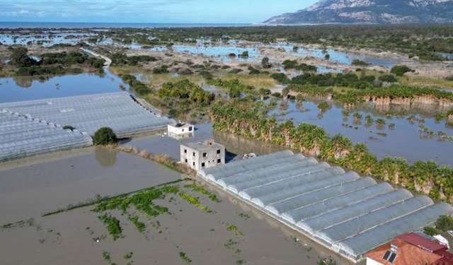 Kuraklık ve aşırı yağış normalleşti: Plansız kentleşmeye dikkat!