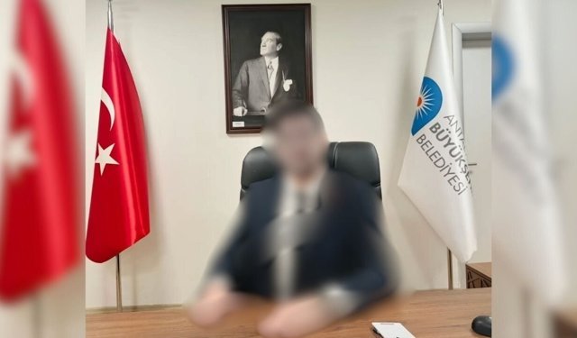 Antalya Büyükşehir'de T. Ş. koltuğa veda etti!