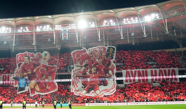 Milli coşku Antalya’da dev ekranlarda yaşanacak: Türkiye - Kosova