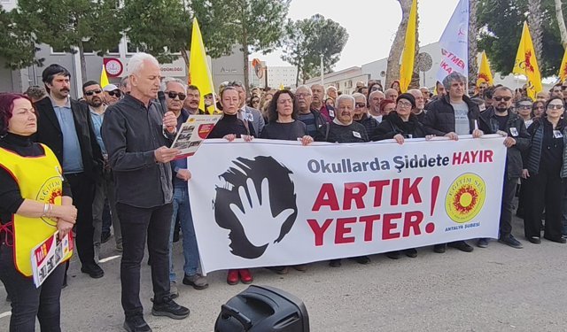 Eğitim-Sen Antalya, Fatma Nur Çelik için buluştu