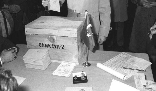 Siyasi partilerin "oy" karnesi! İşte tarihin en yüksek oy oranları