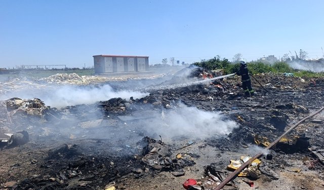Manavgat'ta çöp yangını esnafı isyan ettirdi: "Giriş çıkışlar yasaklansın"