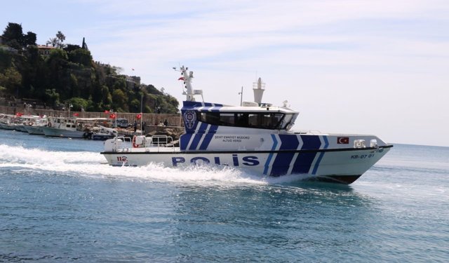 Antalya’da deniz polisi sezon öncesi hazır