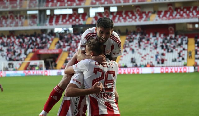 Antalyaspor gol oldu yağdı!
