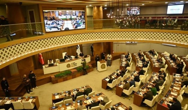 Tasarruf var dediler, 650 milyonluk yakıt yaktılar!