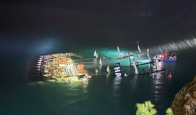 Tur teknesi battı! Kayıp kişi ölü bulundu
