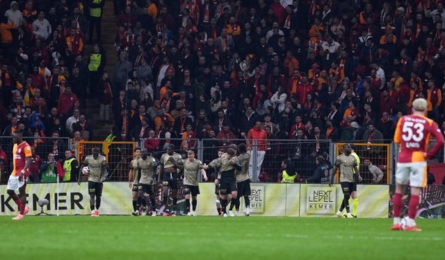 Galatasaray Kocaelispor’la berabere kaldı, zirve yarışı kızıştı