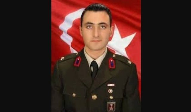 Şehit Üsteğmen Ahmet Ozan Şarlak unutulmadı: Manavgat'ta duygu dolu tören