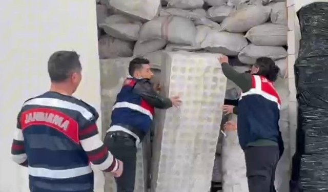 Antalya'da ekipler gözlerine inanamadı! 65 milyon liralık sahte ürün operasyonu