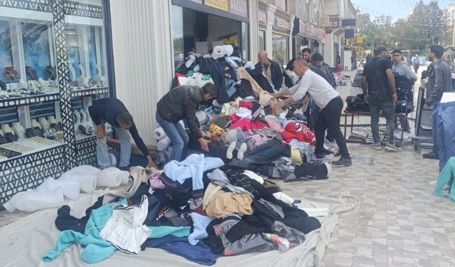 Manavgat'ta iş merkezinde yangın çıktı